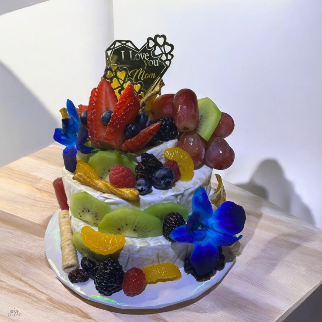 Brie Cake Delight – Frutas Frescas & Dulce Gratitud