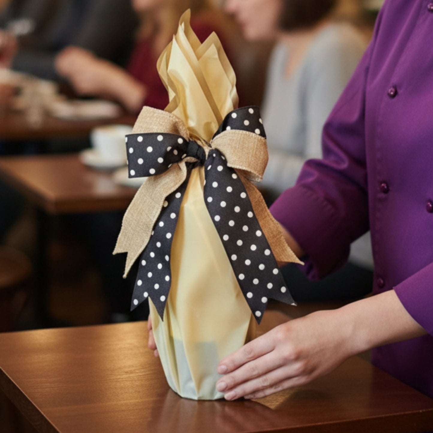 Zulove Wine 1 – Wrapped Elegance