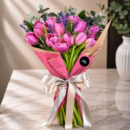 Amour Infini Violet Pink – Tulips with Lavender and Eucalyptus