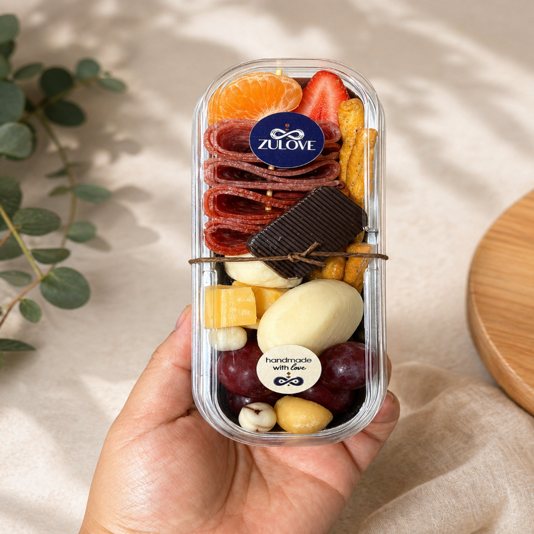 Mini Delight – Charcutería individual con frutas y dulces
