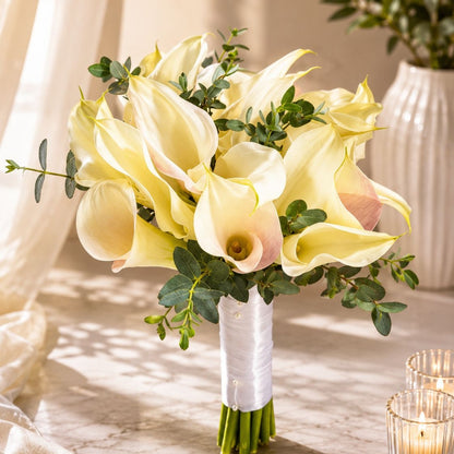 Delicate Bond – Bridal Bouquet with Calla Lilies & Eucalyptus