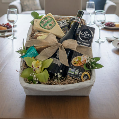Delight & Decant Box – Wine, Cheese & Gourmet Flavors