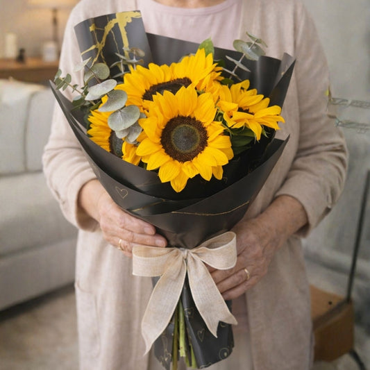 Eternal Glow – Ramo de Girasoles
