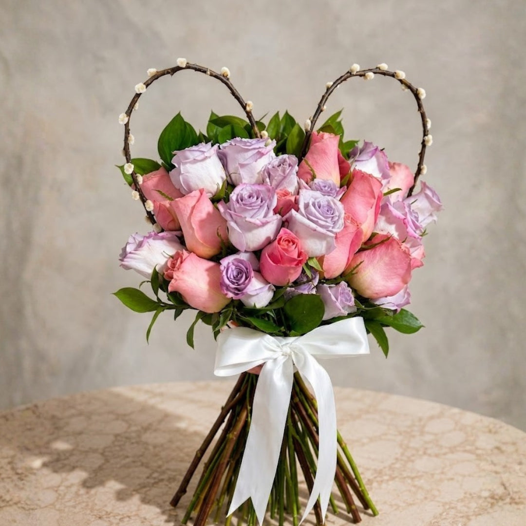 Rustic Love – Heart-Shaped Rose Bouquet