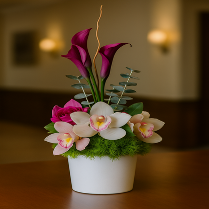 Toque Sublime 4 – Orquídeas y Rosas en Elegante Fucsia