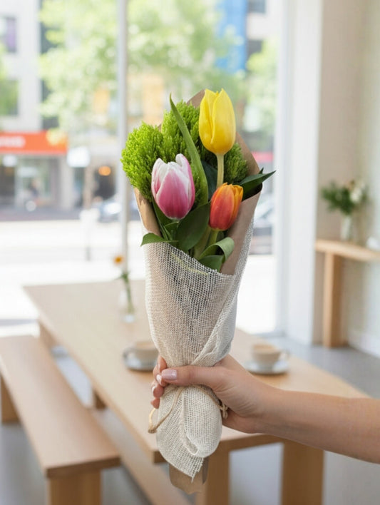 Tulip Whisper | 3 Tulip Single Bouquet – Zulove Puerto Rico