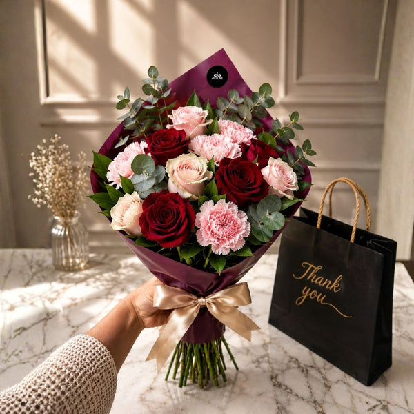Zulove Classic – Red Roses &  Carnations Bouquet