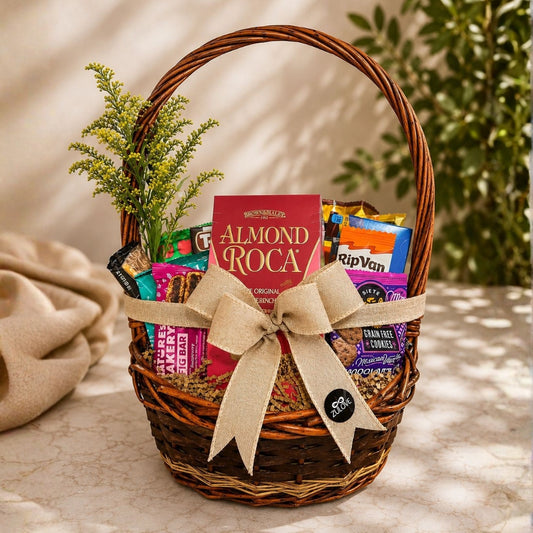 Zulove Ember Treats – Canasta Mini de Dulces con Detalle Floral
