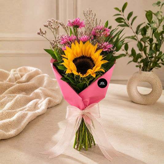 Zulover Sunflower 1 – Single Sunflower with Foliage & Elegant Wrapping