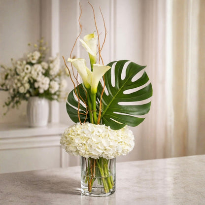 modern floral arrangement calla lily monstera zulove puerto rico elegant
