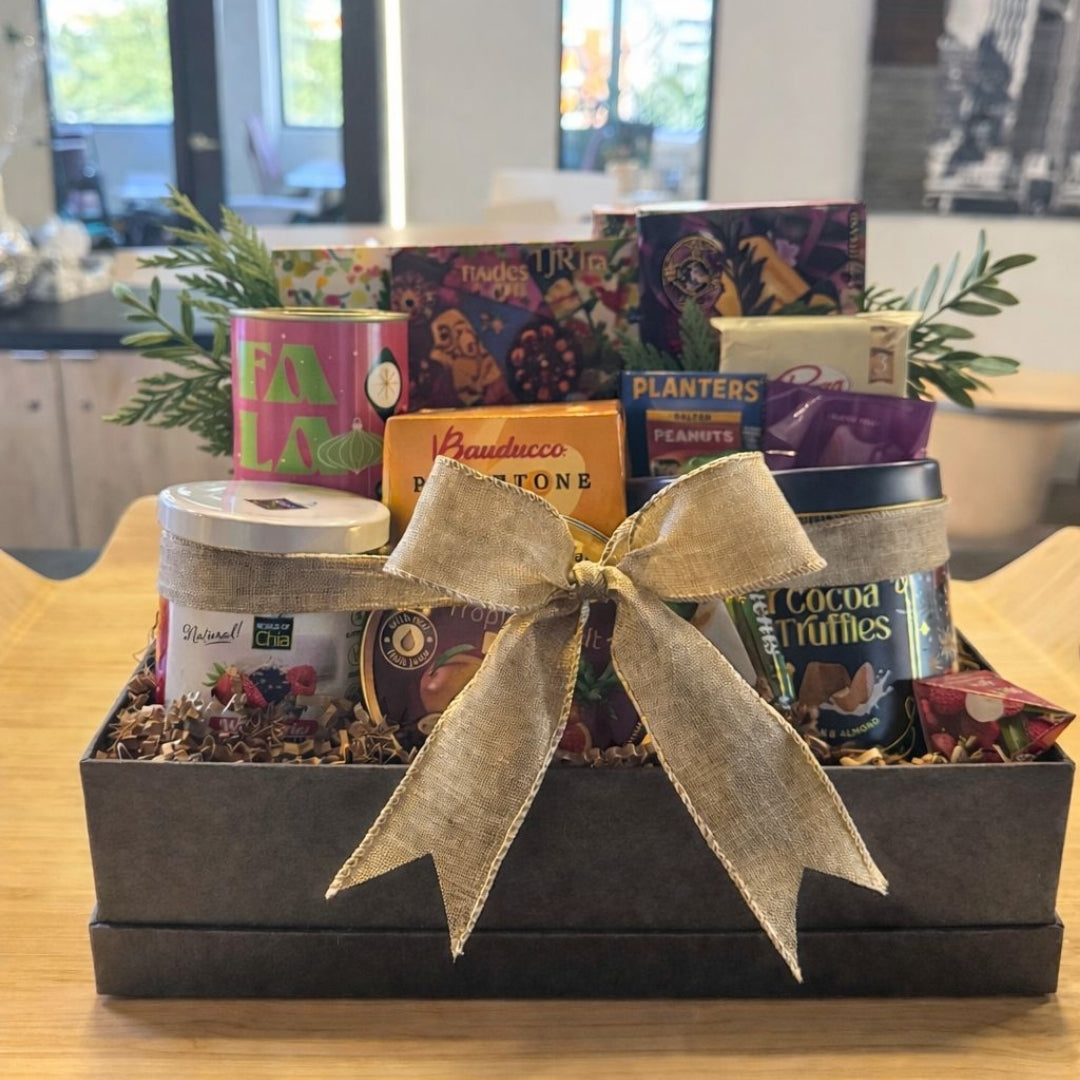 Sweet Gratitude – Chocolate & Treats Gift Box