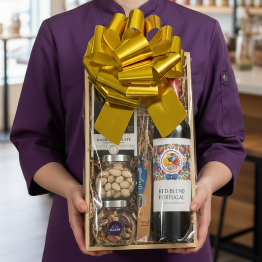 caja madera vino chocolates nueces lazo zulove puerto rico regalo elegante