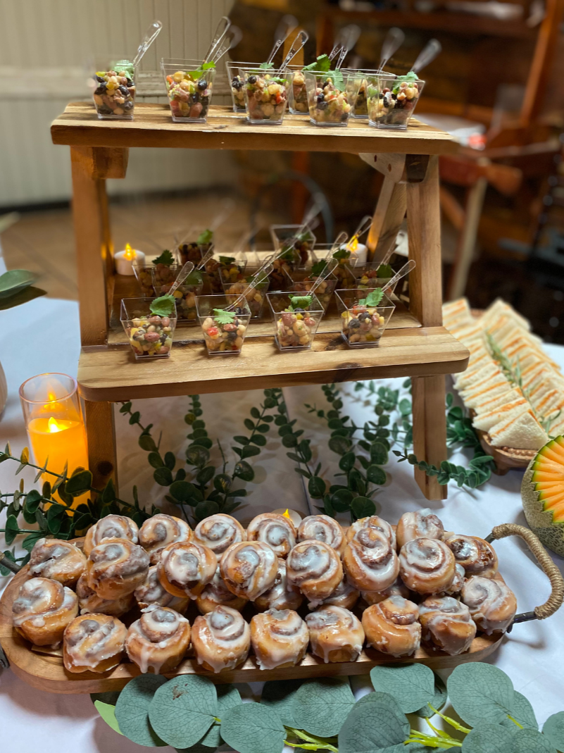 Regular Charcuterie Table – Stylish & Flavorful Display for Casual Gatherings