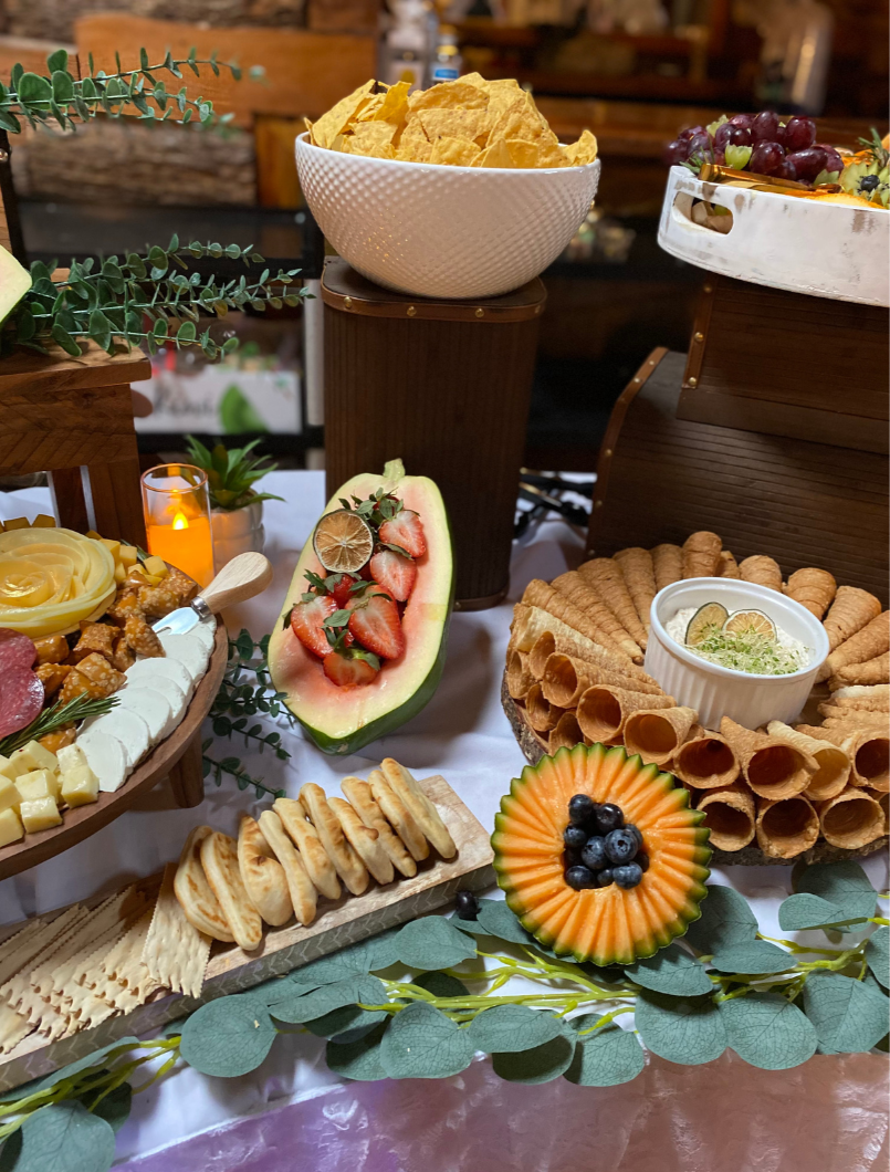 Regular Charcuterie Table – Stylish & Flavorful Display for Casual Gatherings